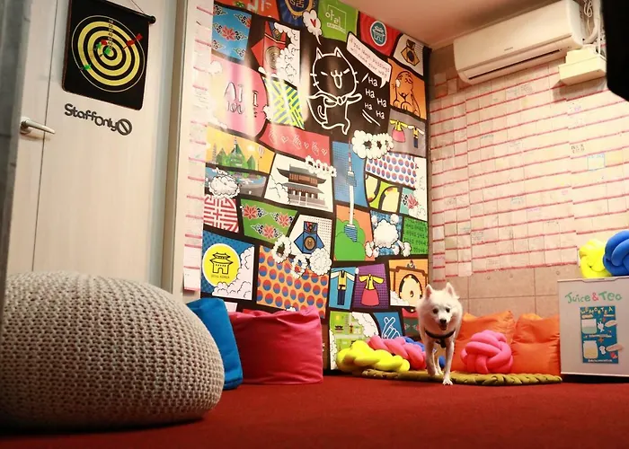 Ari House